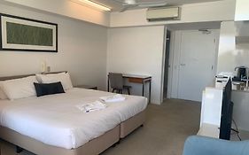 Self Check In Modern Studio Apartment
